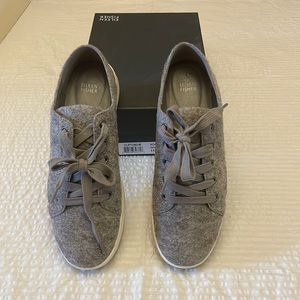 Eileen Fisher Size 11 Koala wool lace up grey sneakers. Includes shoe bag.